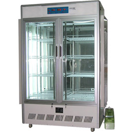 智能普及型人工氣候箱 TRP-1000D