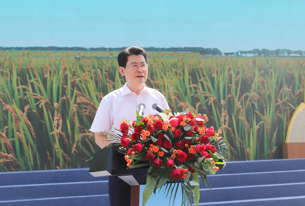 萍鄉市委副書記、市長劉爍致辭